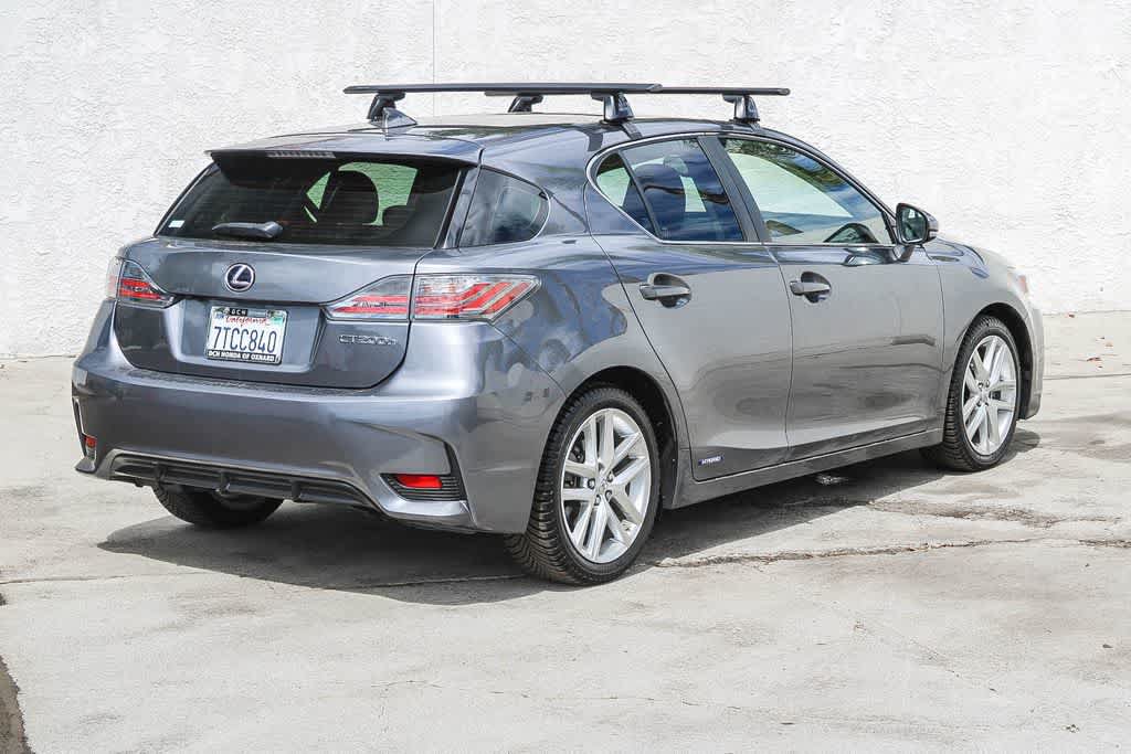 Used 2016 Lexus CT 200h w/ Seat Comfort Package FWD image 6