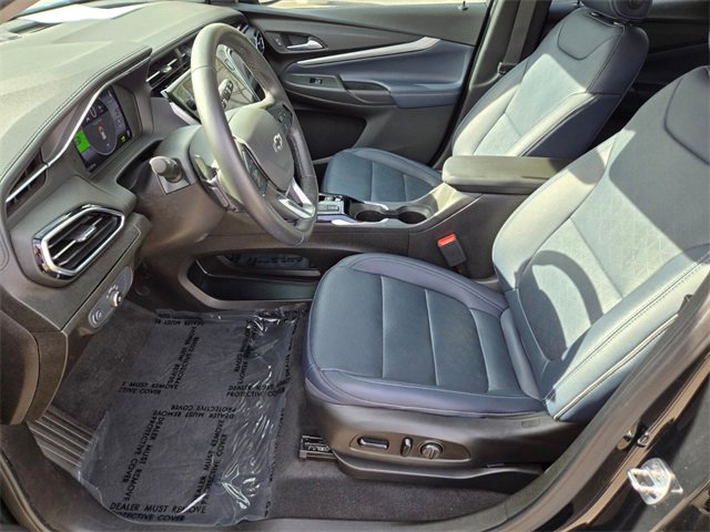 Used 2022 Chevrolet Bolt EUV LT w/ Convenience Package image 13