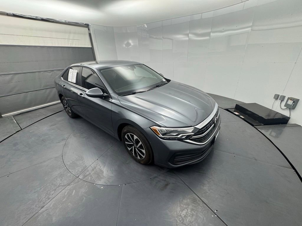 Used 2024 Volkswagen Jetta S image 7