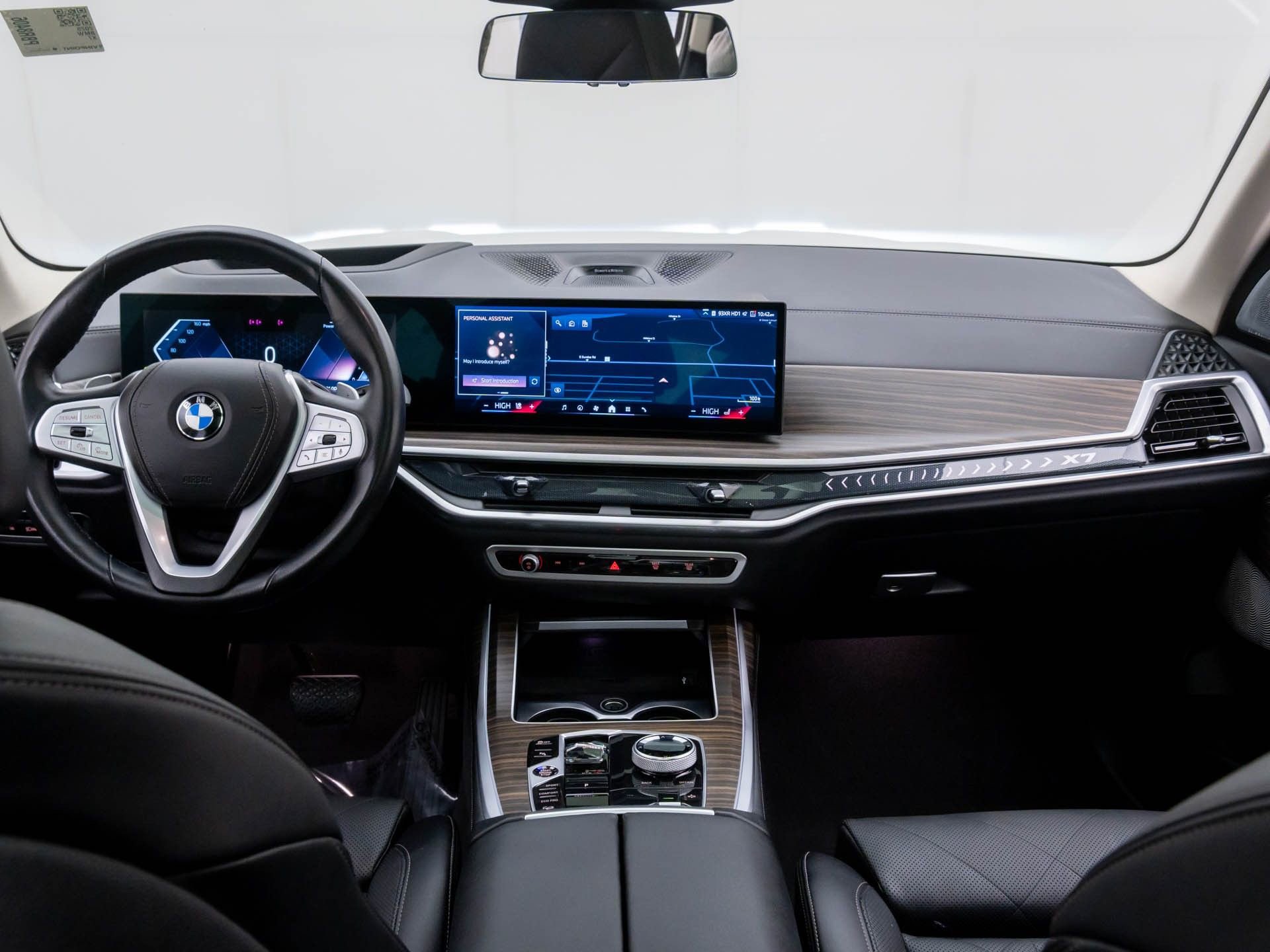 Certified 2025 BMW X7 xDrive40i w/ Executive Package image 9