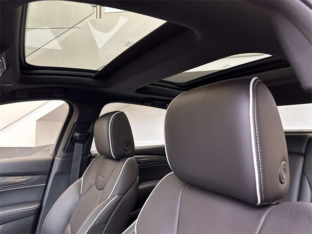 Certified 2022 Cadillac CT5 V Blackwing w/ Carbon Fiber Package 1 image 19