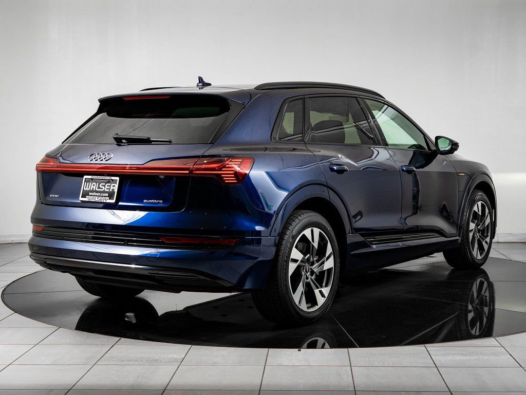 Used 2021 Audi e-tron Premium w/ Convenience Plus Package AWD/4WD image 6