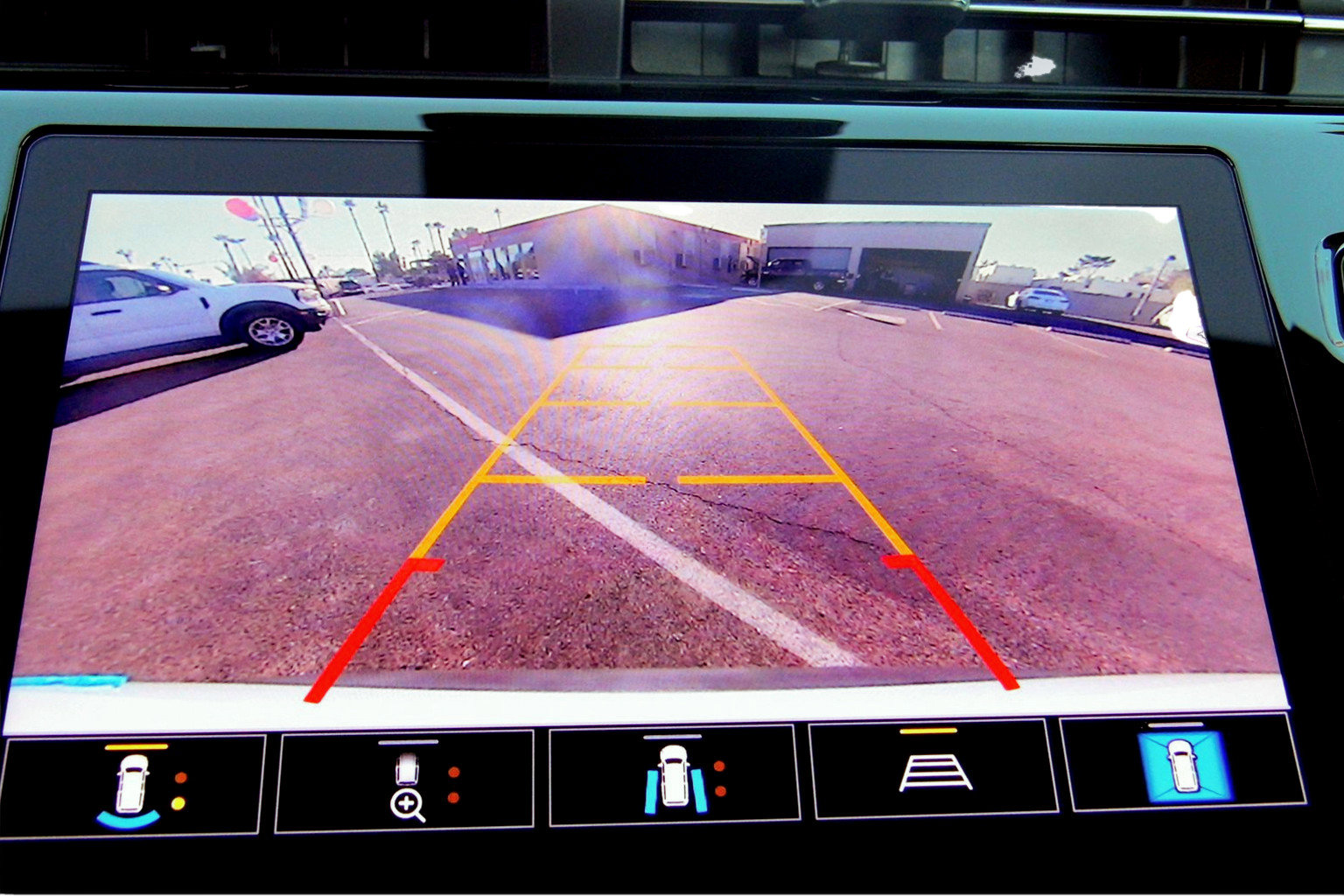 Used 2022 Chevrolet Bolt EUV Premier w/ Sun & Sound Package image 16