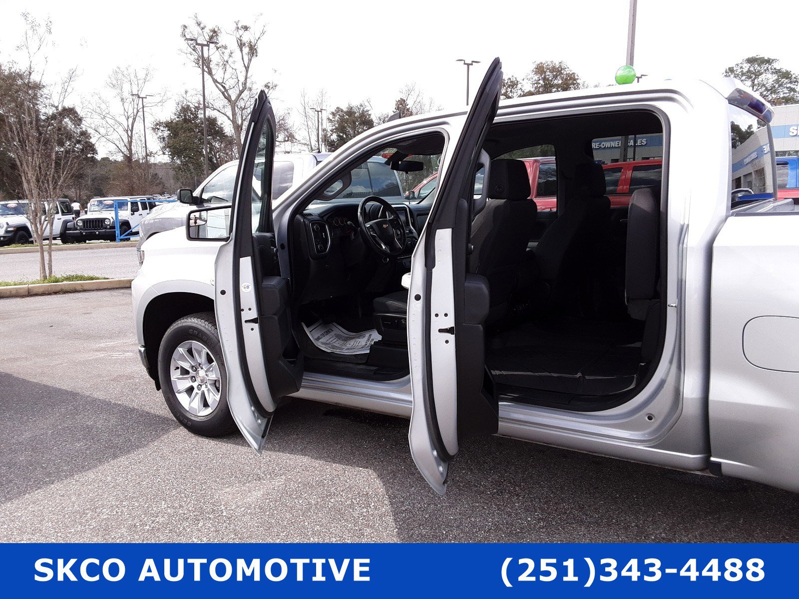 Used 2020 Chevrolet Silverado 1500 LT w/ All-Star Edition image 34