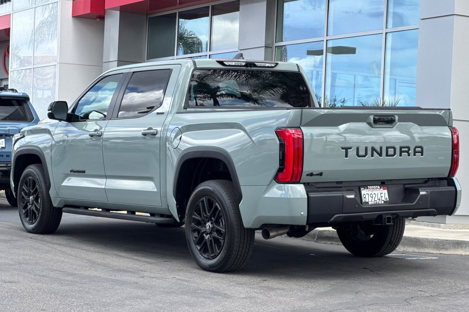 Certified 2025 Toyota Tundra Limited AWD/4WD image 8