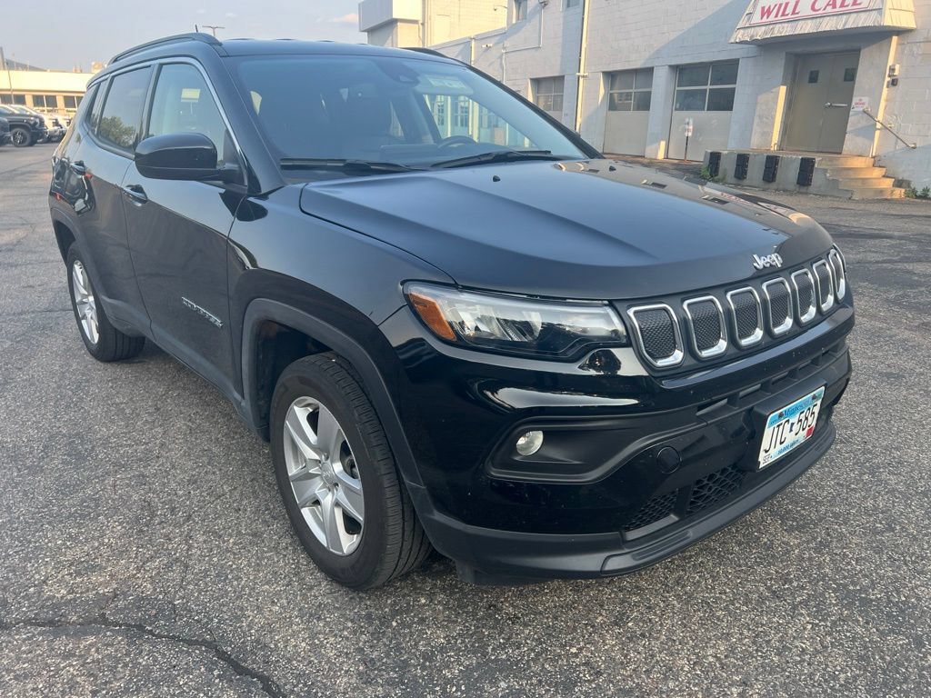 Used 2022 Jeep Compass Latitude w/ Convenience Group AWD/4WD image 11