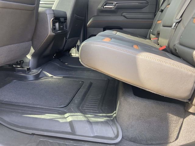 Used 2024 GMC Sierra 2500 AT4 w/ AT4 Premium Plus Package image 9