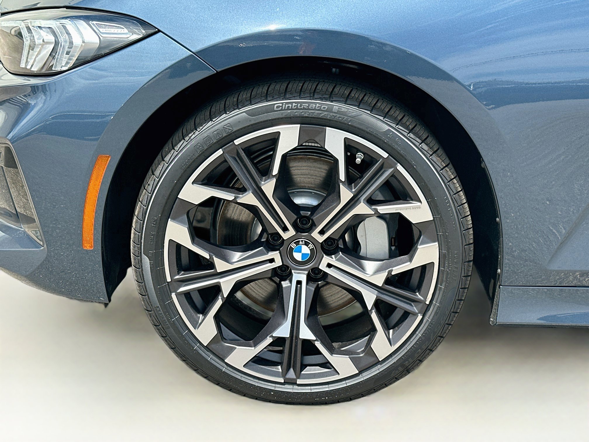 New 2026 BMW 330i Sedan w/ Premium Package RWD image 25
