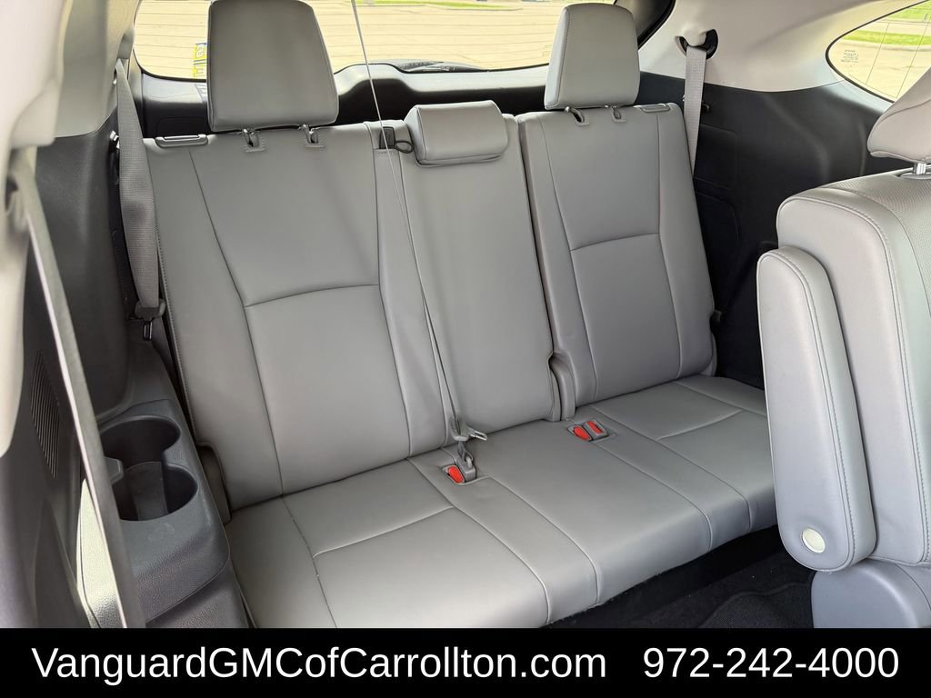 Used 2023 Toyota Highlander Limited image 33