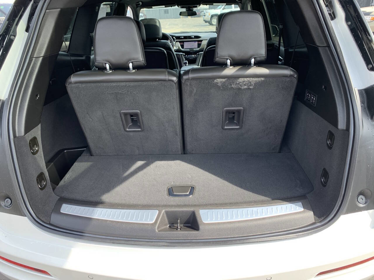 Used 2023 Cadillac XT6 Sport image 30