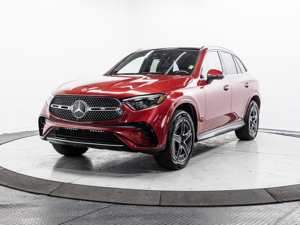 Certified 2025 Mercedes-Benz GLC 300 4MATIC w/ AMG Line video 3