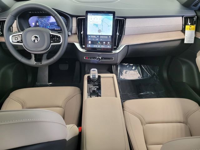 New 2026 Volvo XC90 B6 Plus w/ Protection Package Premier image 13