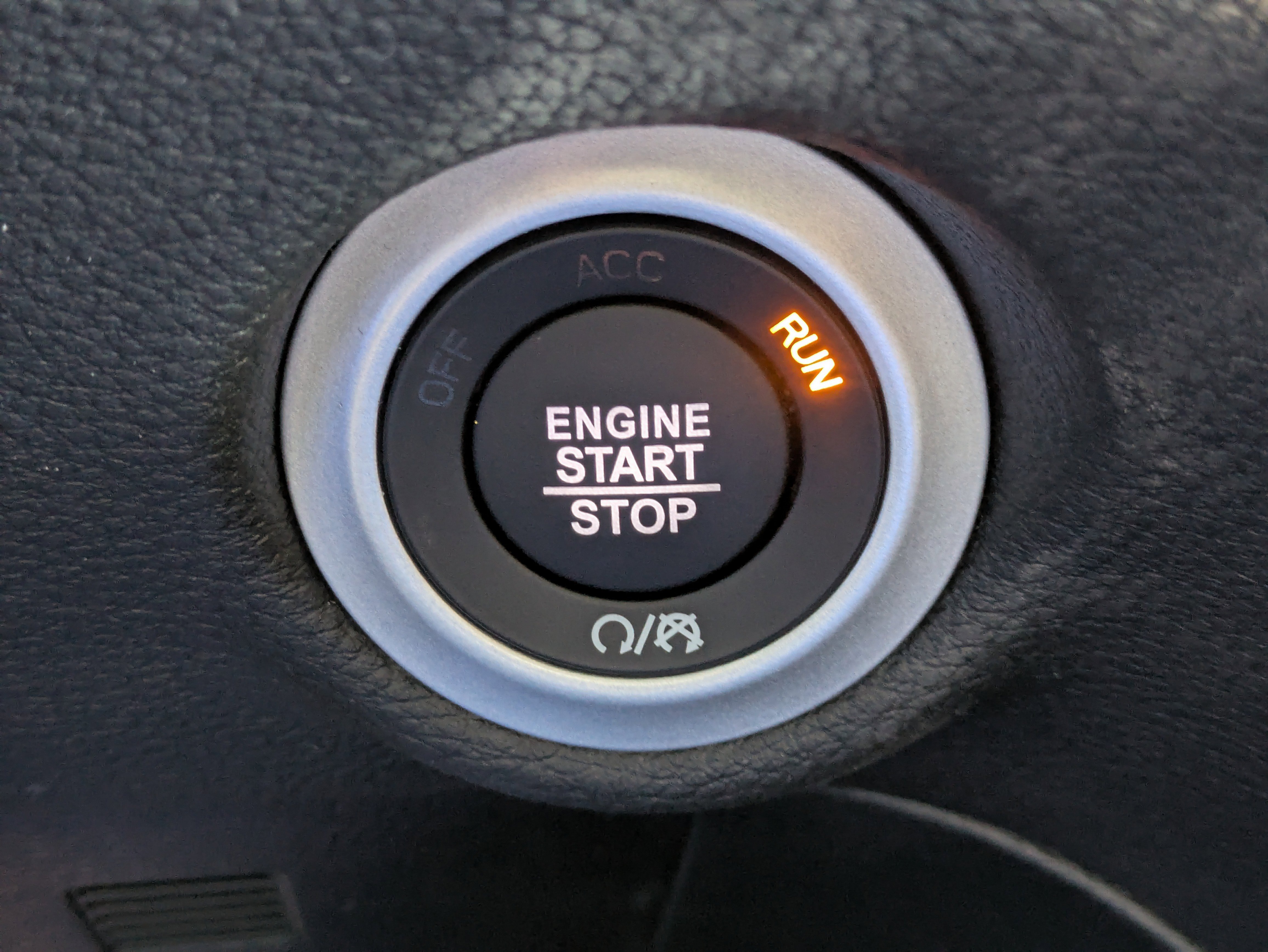 New 2026 Chrysler Pacifica Pinnacle w/ Trailer Tow Group image 32