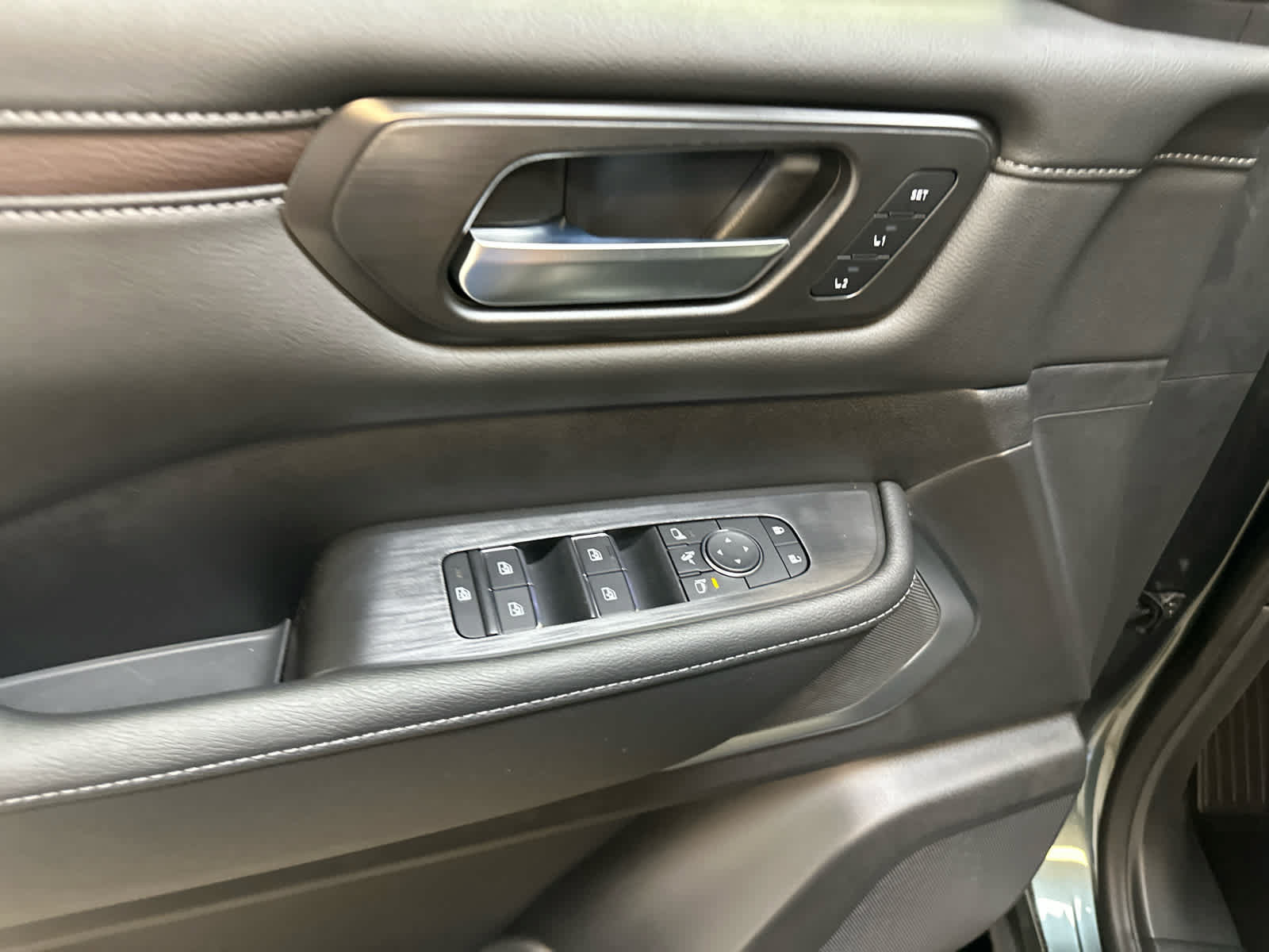 New 2026 Nissan Armada Platinum AWD/4WD image 20