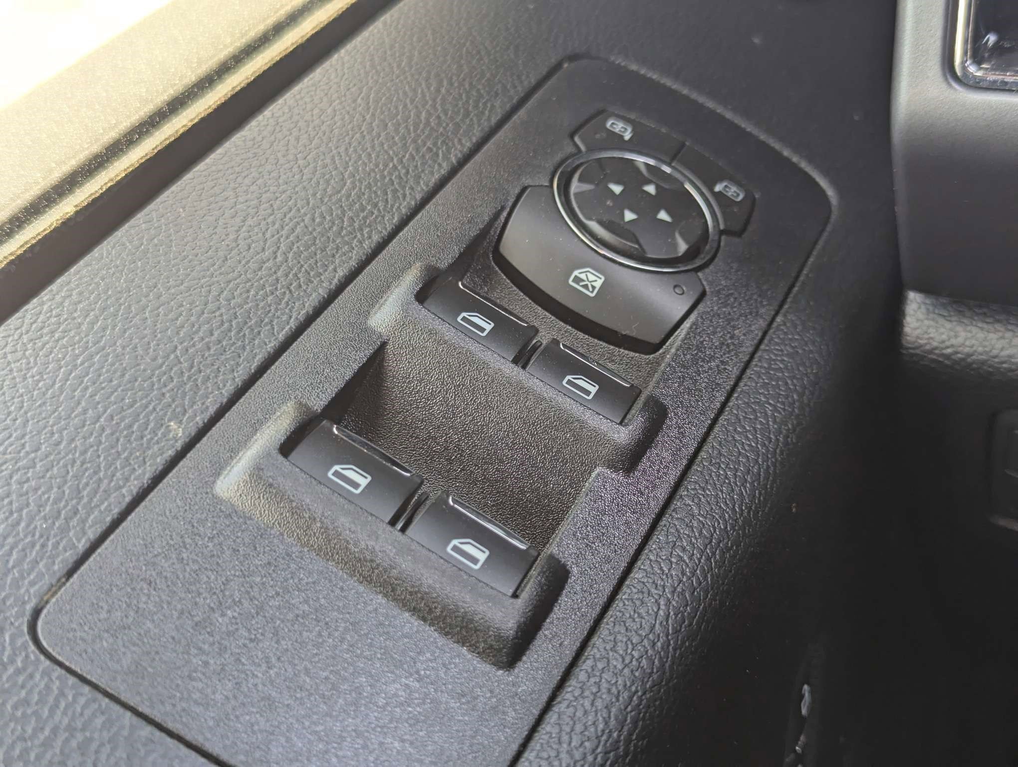 Used 2020 Ford F150 XLT w/ Equipment Group 302A Luxury image 29