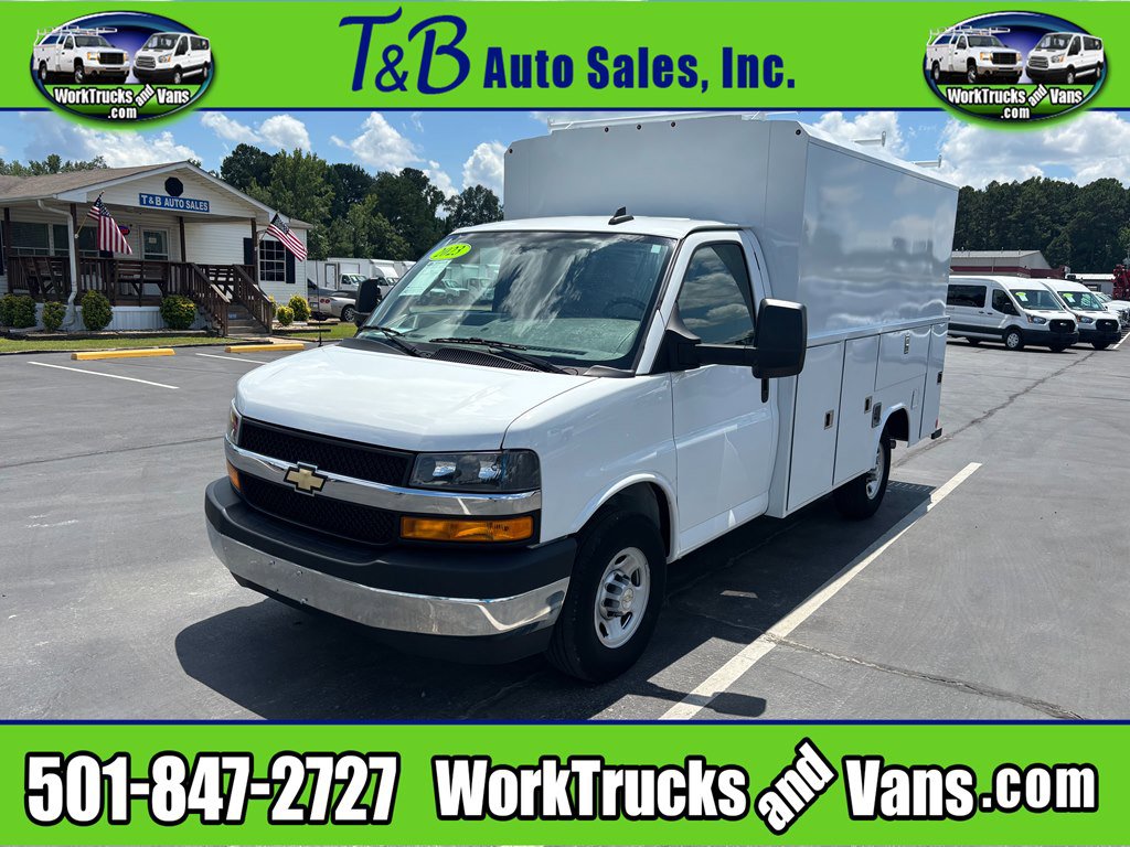 Used 2023 Chevrolet Express 3500 w/ Power Convenience Package image 1