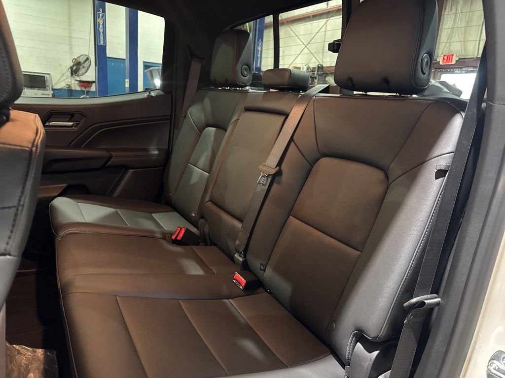 New 2026 GMC Canyon Elevation w/ Convenience Package image 33