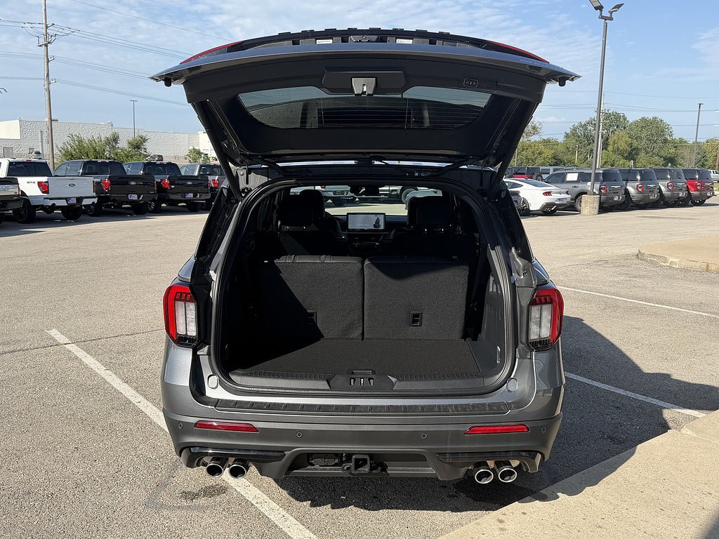 New 2026 Ford Explorer ST w/ Sun And Sound Package AWD/4WD image 5
