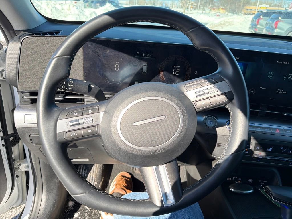 Used 2025 Hyundai Kona SEL image 15