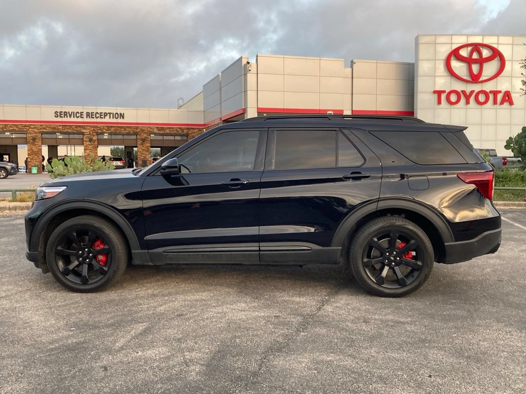 Used 2023 Ford Explorer ST w/ Equipment Group 401A AWD/4WD image 8