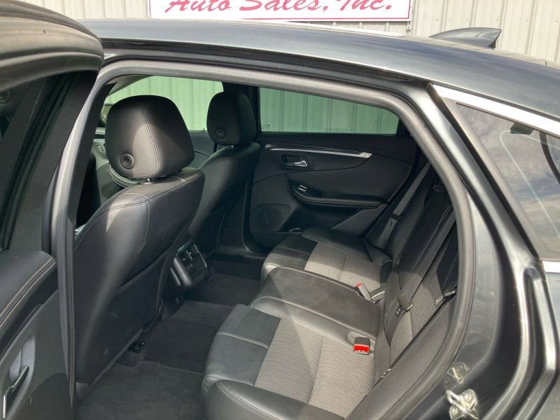 Used 2019 Chevrolet Impala LT image 29