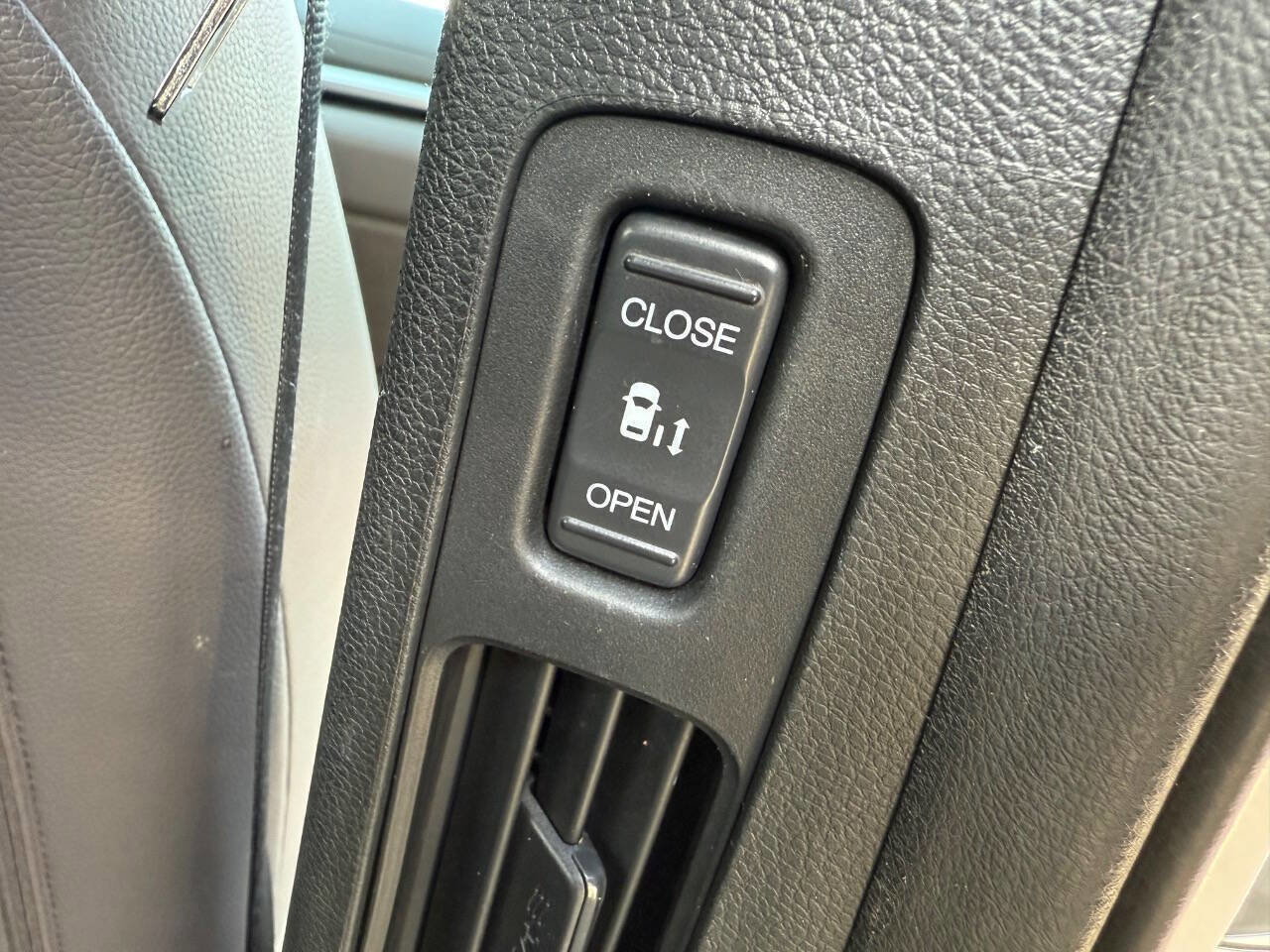 Used 2018 Honda Odyssey Touring image 20