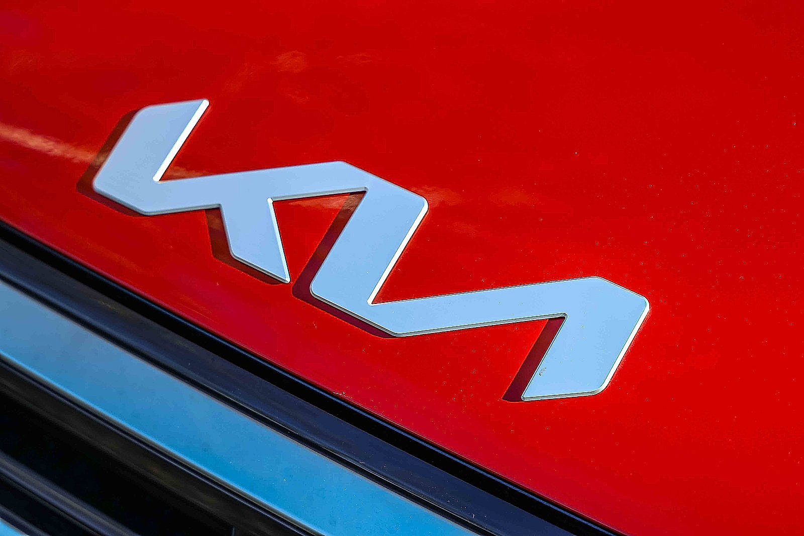 Certified 2025 Kia K4 EX image 30