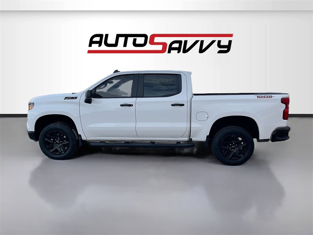 Used 2024 Chevrolet Silverado 1500 Custom Trail Boss w/ Turbomax Blackout Package image 4