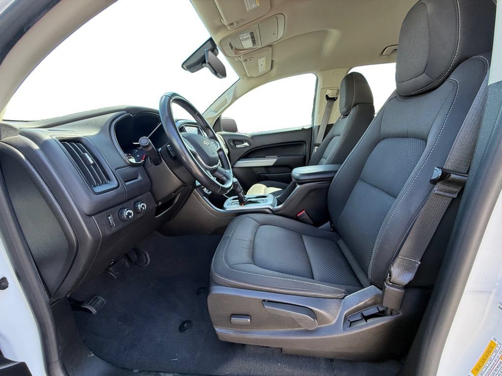 Used 2021 Chevrolet Colorado LT w/ Redline Special Edition AWD/4WD image 9