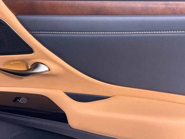 New 2025 Lexus ES 350 Ultra Luxury image 24