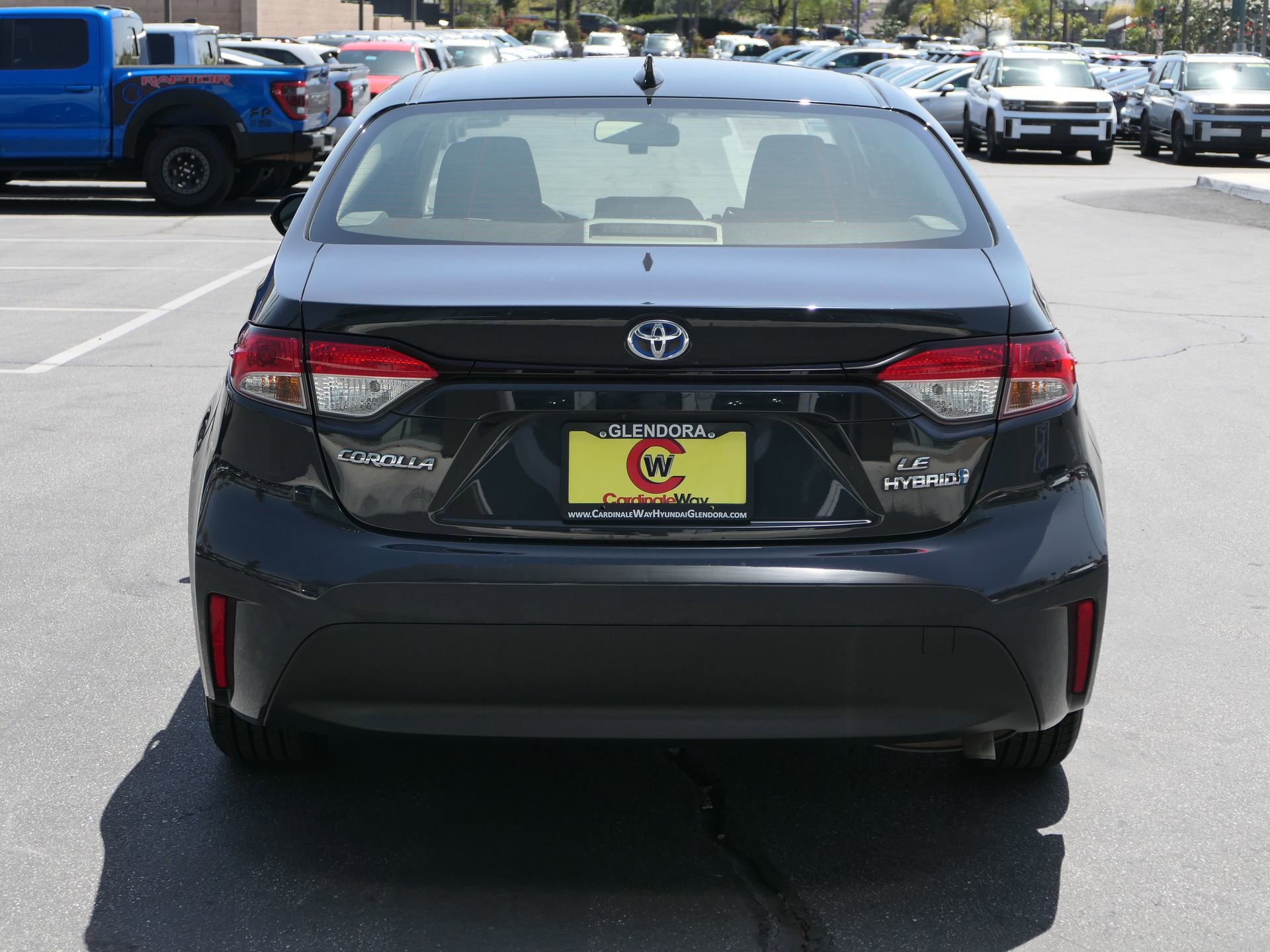 Used 2023 Toyota Corolla LE FWD image 5