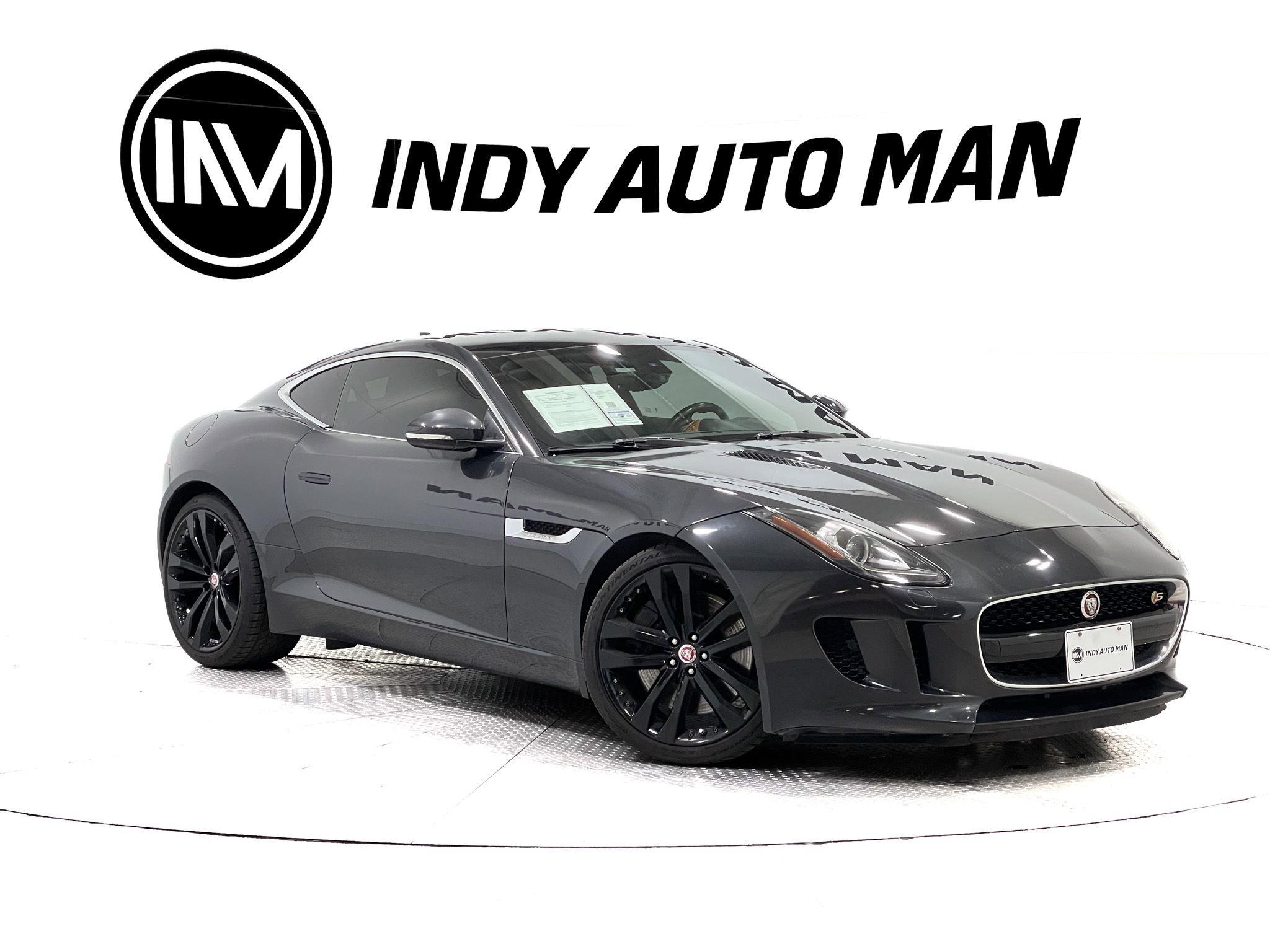 Used 2016 Jaguar F-TYPE S image 2