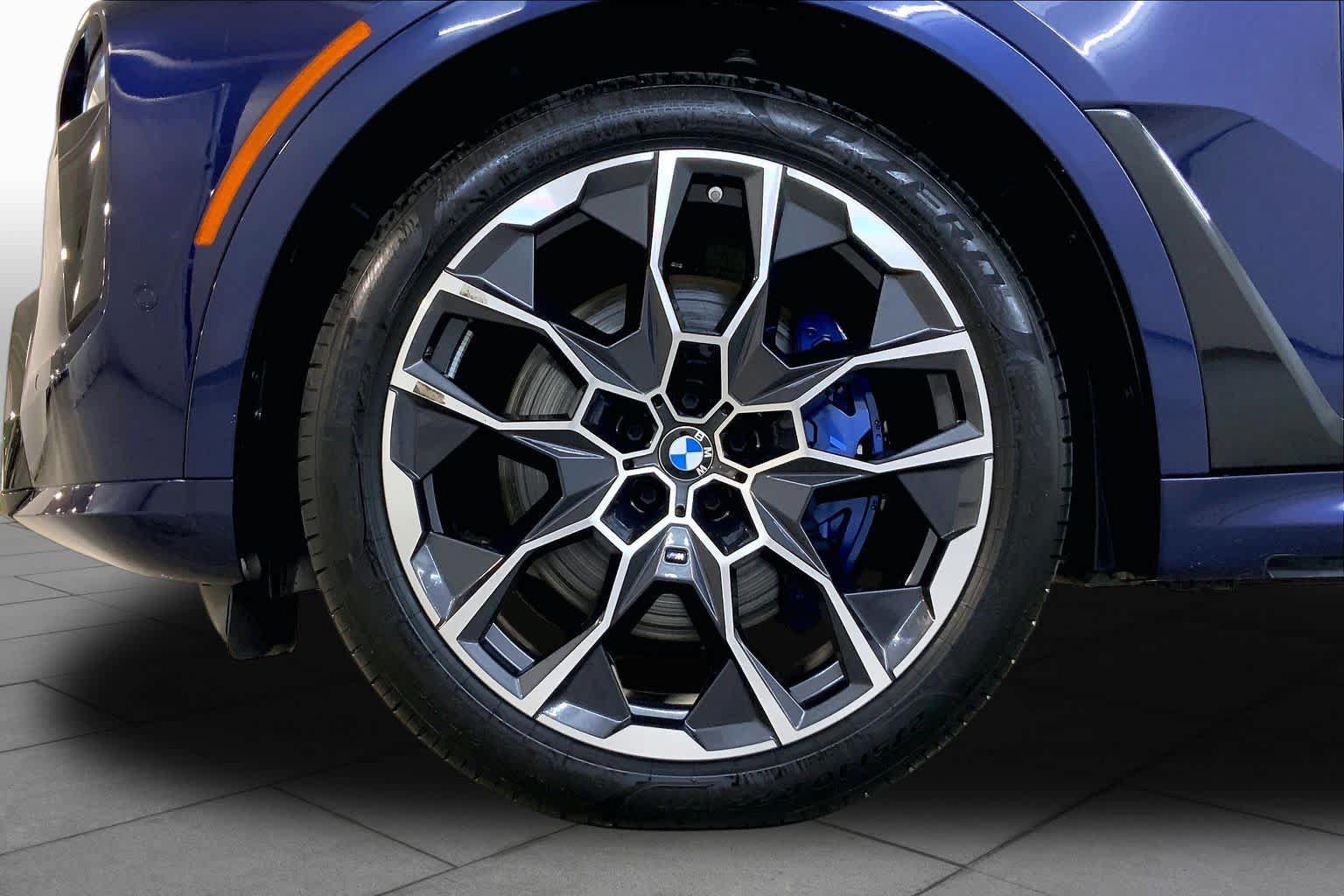 Used 2025 BMW X7 M60i AWD/4WD image 10