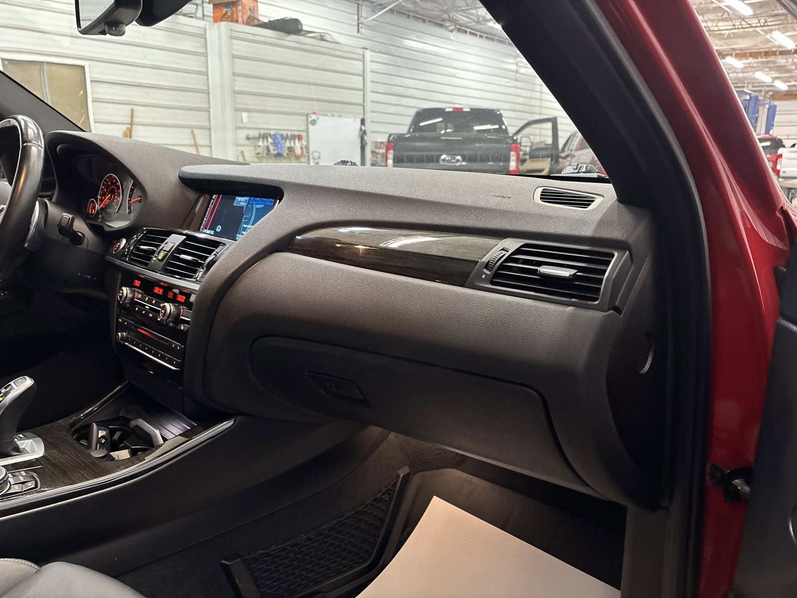 Used 2016 BMW X4 M40i image 28