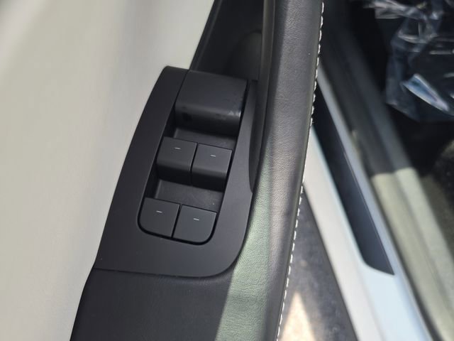 Used 2021 Tesla Model Y Performance image 16