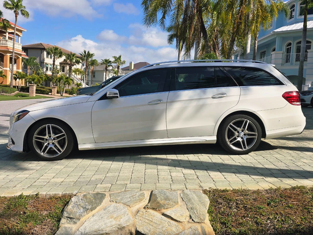 Used 2014 Mercedes-Benz E 350 4MATIC Wagon w/ Premium 1 Package image 31