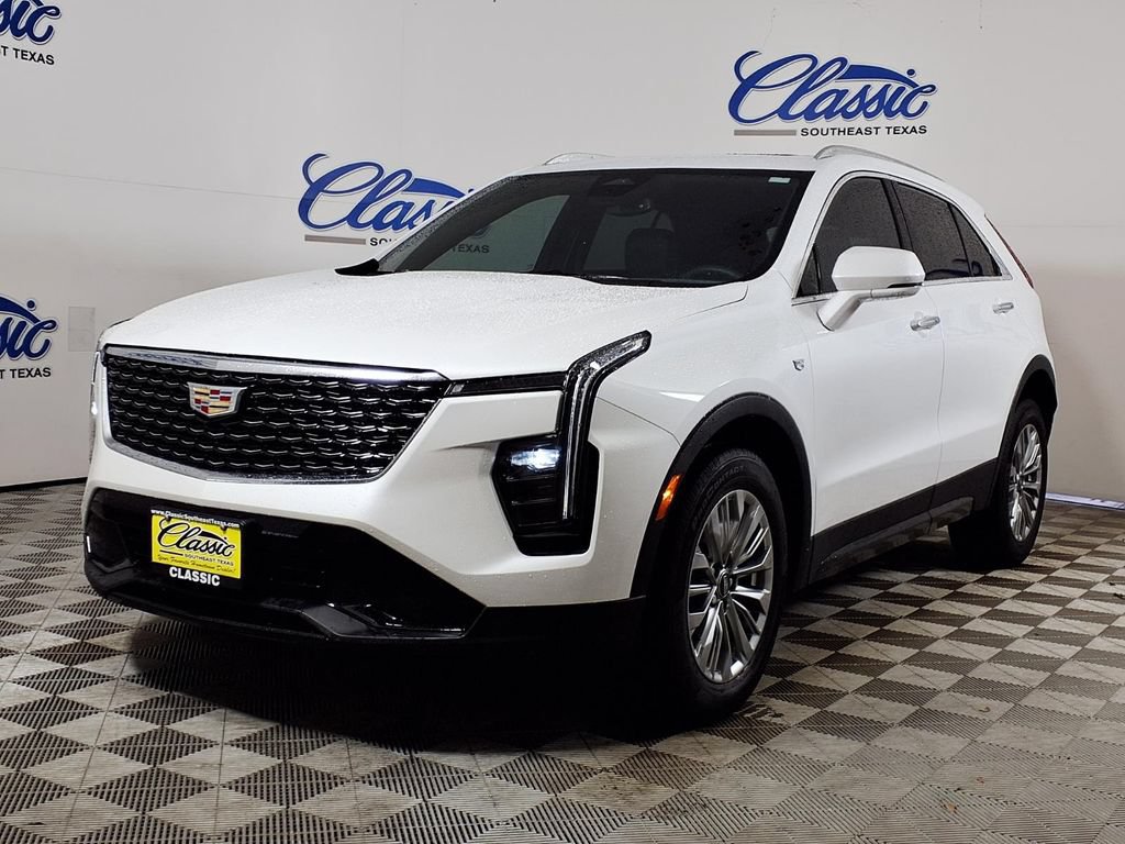 Used 2024 Cadillac XT4 Premium Luxury w/ LPO, Floor Liner Package FWD image 5