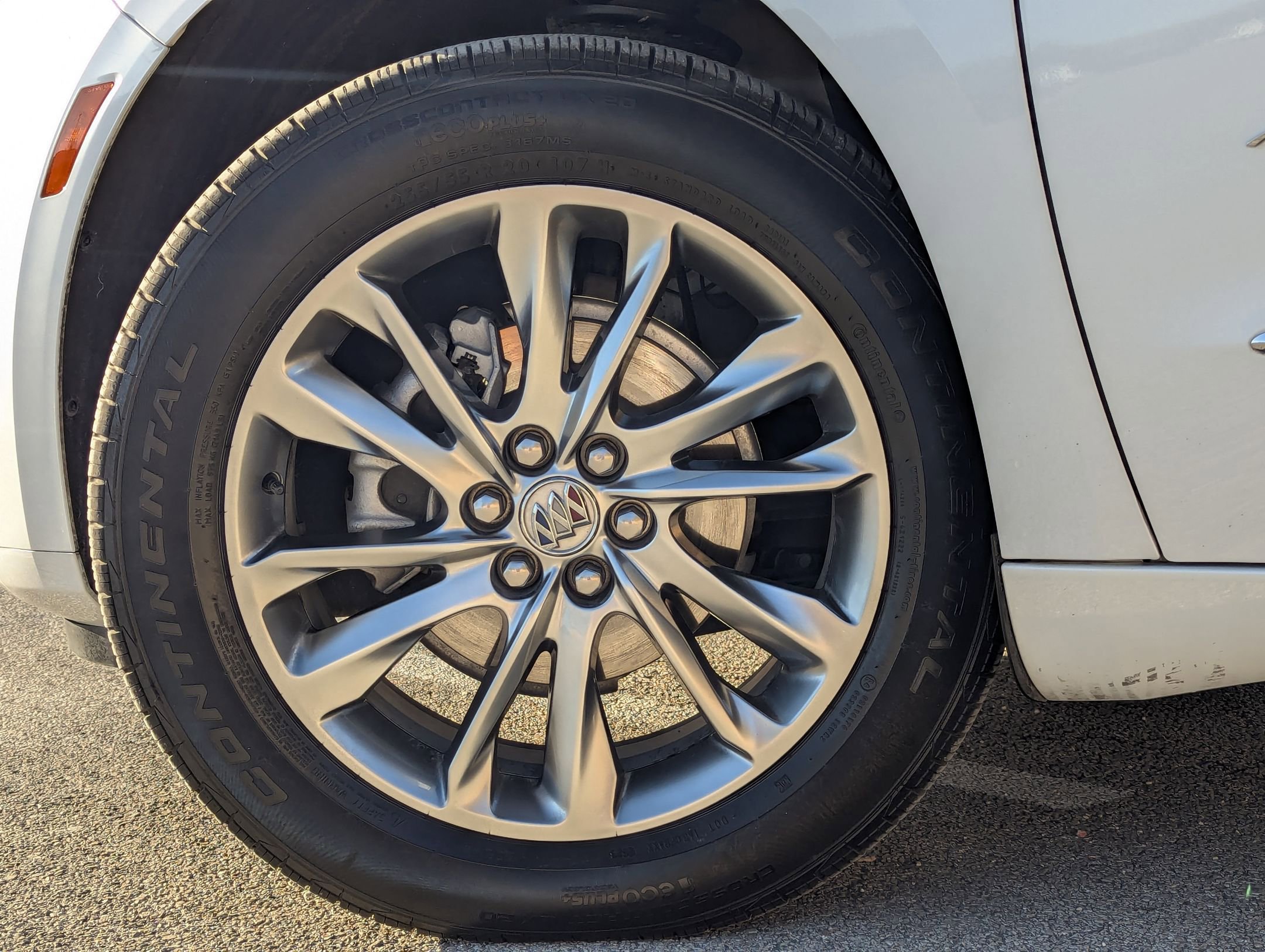 Used 2024 Buick Enclave Avenir w/ Avenir Technology Package image 31