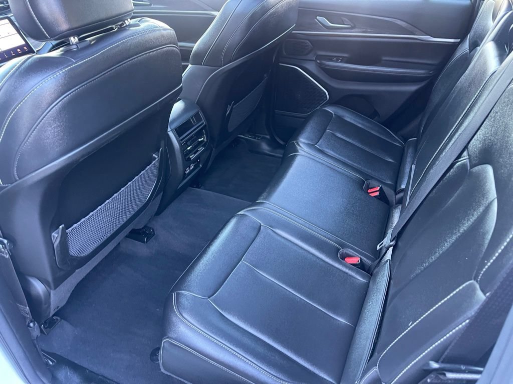 Used 2024 Jeep Grand Cherokee Limited 4xe AWD/4WD image 18