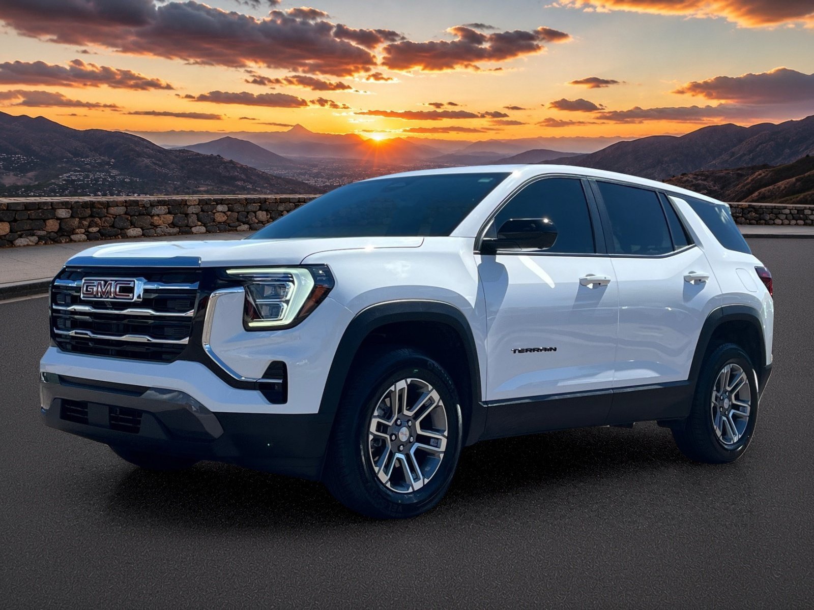 Used 2026 GMC Terrain Elevation w/ Technology Package II FWD image 2