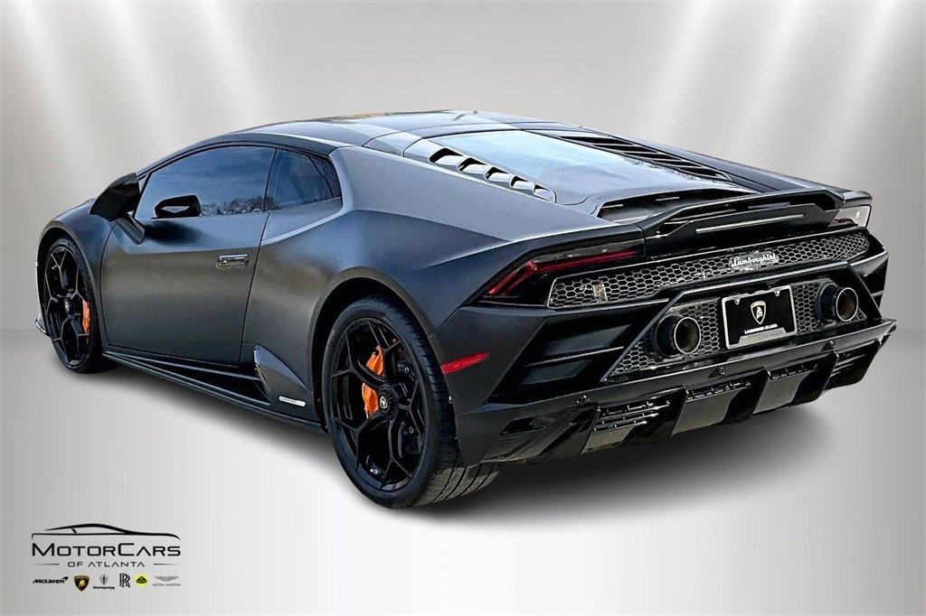 Used 2020 Lamborghini Huracan EVO image 11