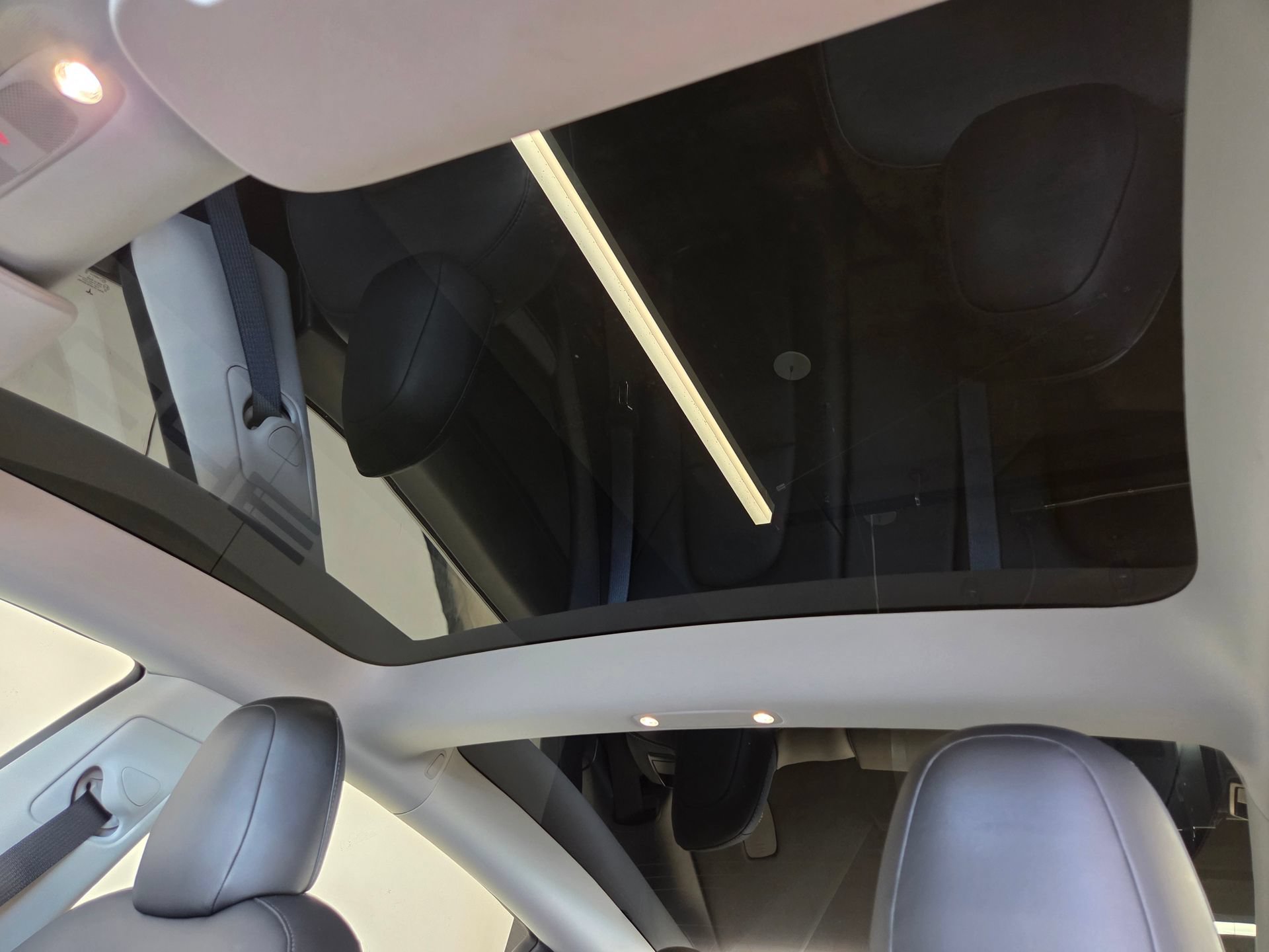 Used 2022 Tesla Model 3 Performance AWD/4WD image 10
