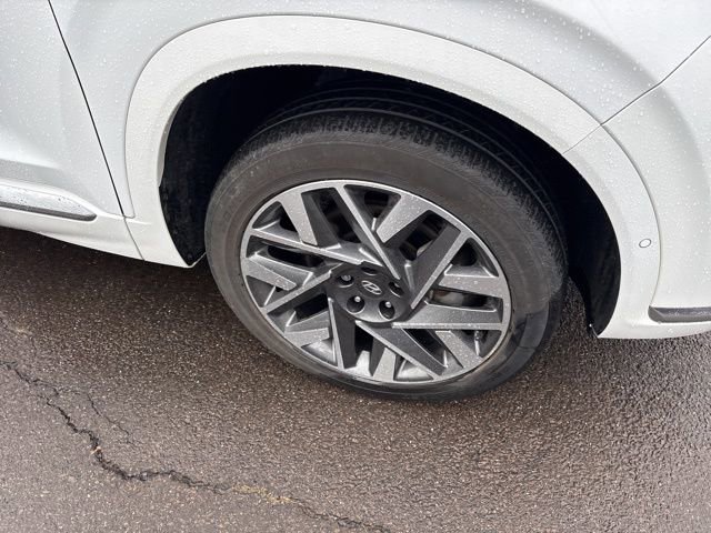 Used 2023 Hyundai Santa Fe Calligraphy w/ Cargo Package image 32