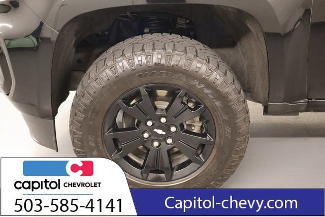 Used 2022 Chevrolet Colorado Z71 w/ Z71 Midnight Edition AWD/4WD image 8