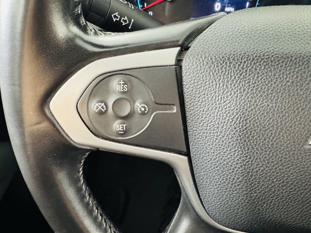 Used 2020 Chevrolet Colorado LT w/ LPO, Premium Interior Package AWD/4WD image 10