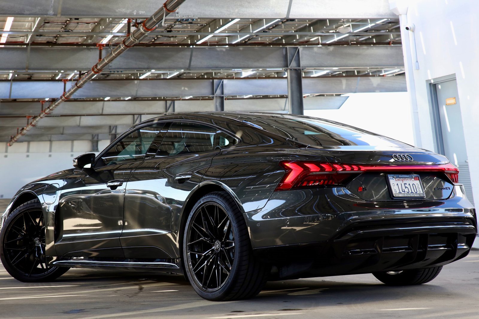 New 2025 Audi S e-tron GT Prestige image 10