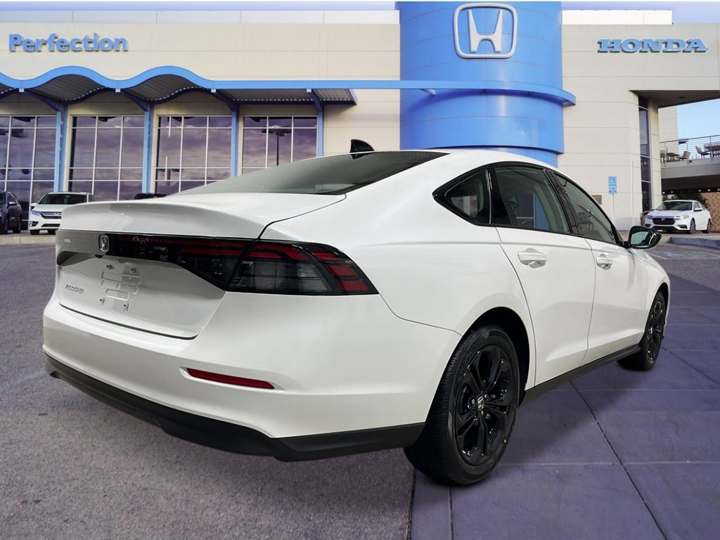 New 2025 Honda Accord SE image 5