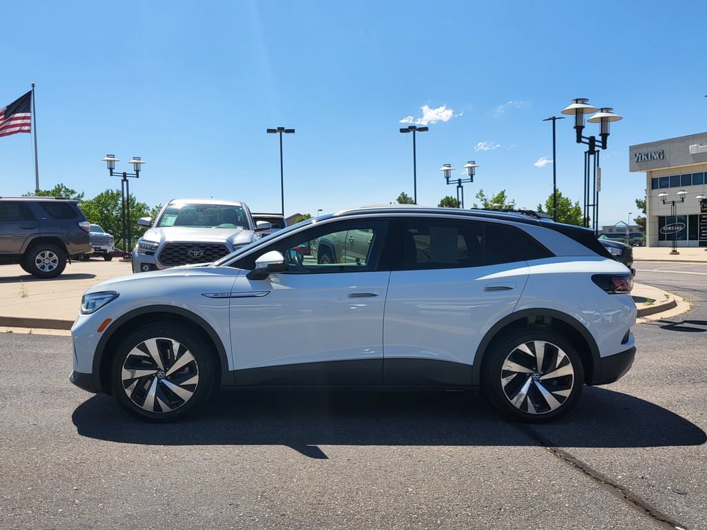 Used 2022 Volkswagen ID.4 Pro S w/ Gradient Package AWD/4WD image 7