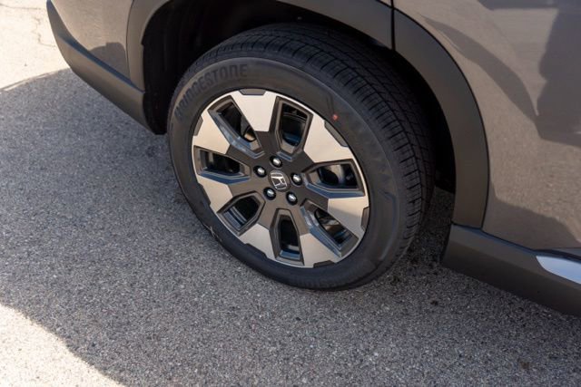 New 2026 Honda Pilot Touring image 10