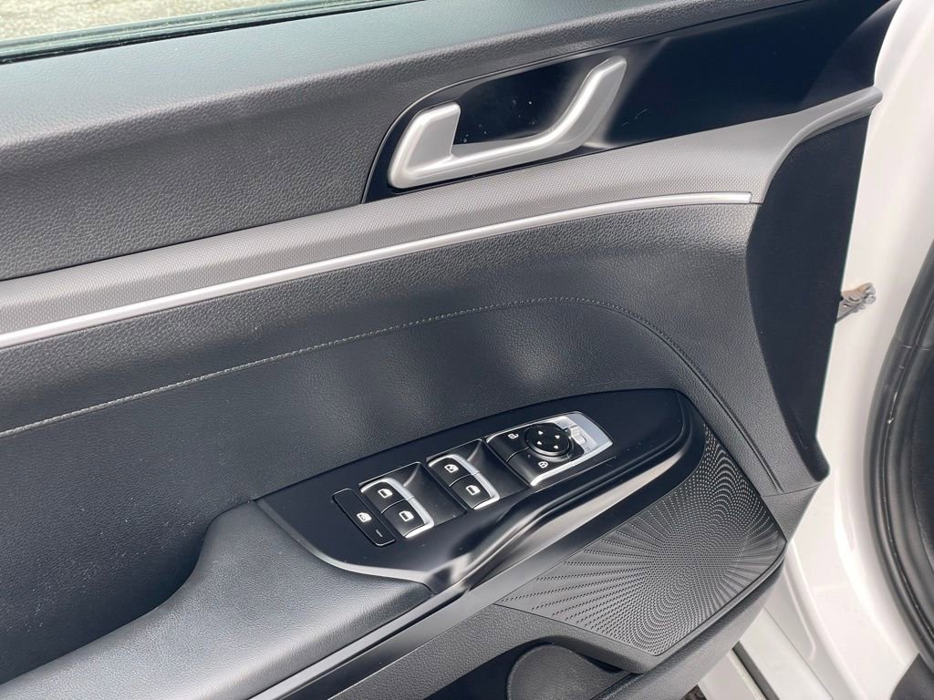 Used 2023 Kia K5 GT-Line w/ GT-Line Premium Package image 9